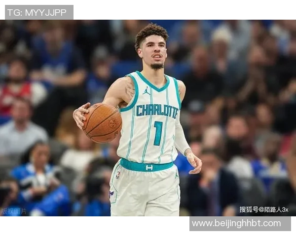 黄蜂主教练盛赞拉梅洛·鲍尔发挥突出，球队迎来四连胜