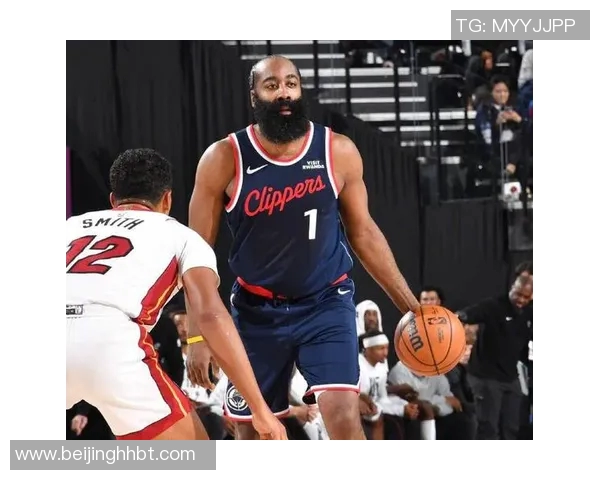 快船球星在比赛中受伤，备战计划受影响