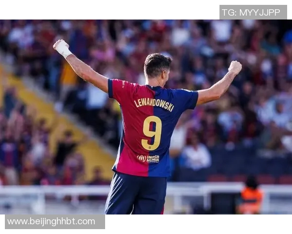 米兰锋线引援新目标浮出水面,或将签下5位实力新援 米兰锋线引援新目标浮出水面,或将签下5位实力新援