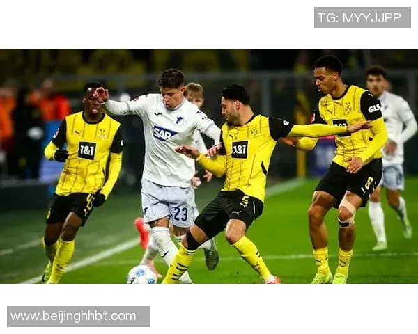 沃尔夫斯堡客场大胜保级前景渐明朗