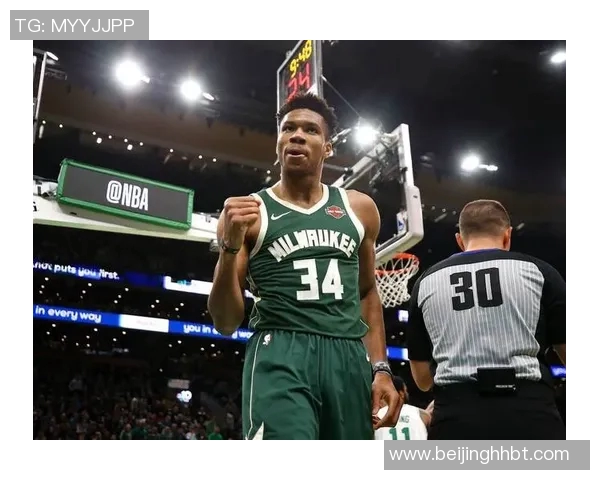 雄鹿球星字母哥再获月最佳球员，荣耀背后的奋斗与坚持