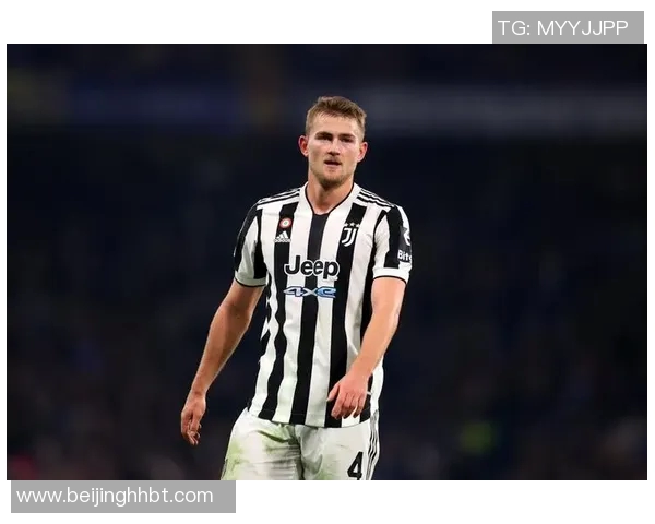 德里赫特加盟巴塞罗那，创造世界最贵后卫纪录