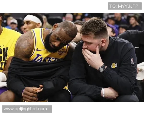 湖人继续热胜，詹皇AD合砍40分，辉煌再续